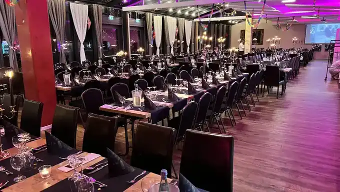 Silvester im größten Wintergarten von Celle